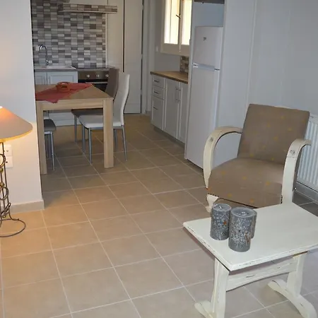 Melissaratos Studios * Argostoli (Kefalonia)